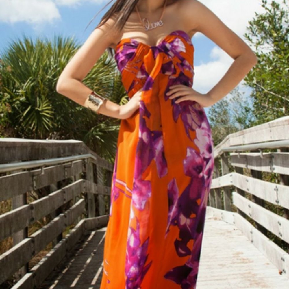 Jessica Simpson strapless maxi, size 6
